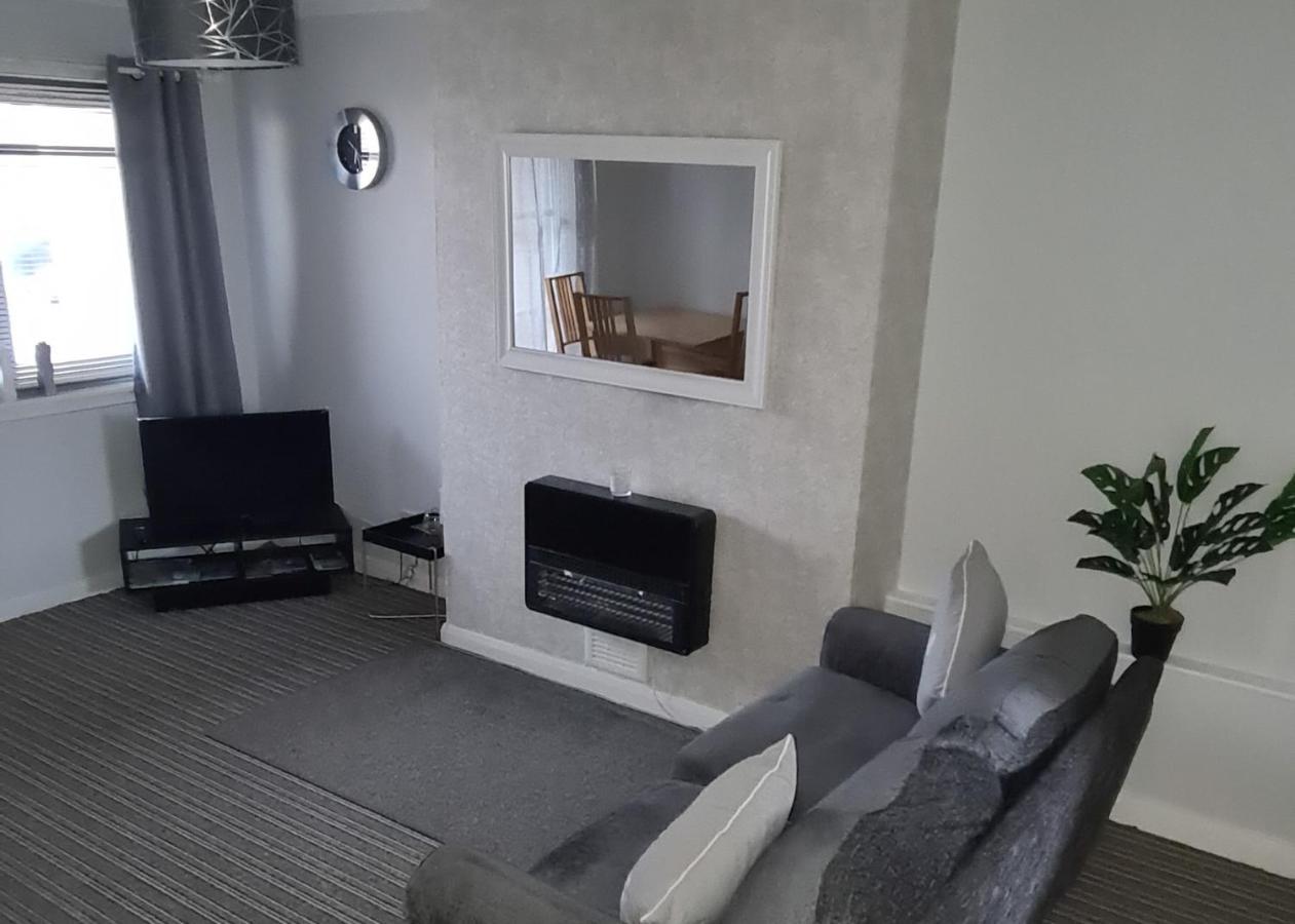 Beautiful 2-Bed Apartment In Campbeltown Luaran gambar
